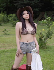 《欧美成人免费视频午夜色》