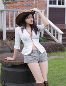 《性XXXX60老太婆》