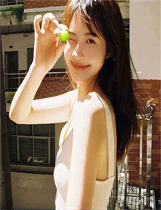 《浴室人妻的情欲hd三级》