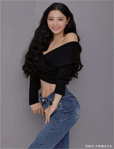 《被黑人做的白浆直流》