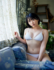 《丰满人妻的精油按摩做爰》